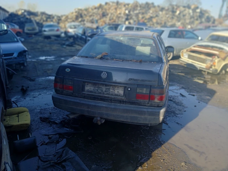 VW Passat 2, снимка 3 - Автомобили и джипове - 48136344