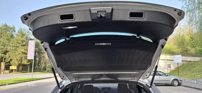 Mazda 6 2.2 di, снимка 5 - Автомобили и джипове - 52313488