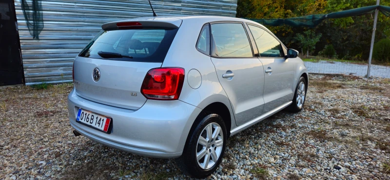 VW Polo DSG-АВТОМАТИК* 1, 4i-80кс* 2012г* КЛИМАТИК* 4 ВРАТ, снимка 4 - Автомобили и джипове - 52309407