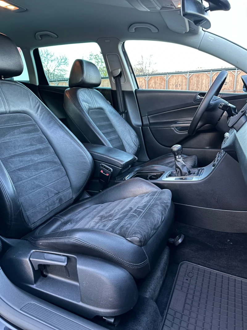 VW Passat 2.0TDi* Навигация* Кожа* Ксенон* , снимка 11 - Автомобили и джипове - 52507951
