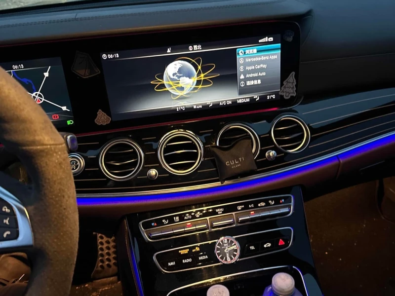 Mercedes-Benz E 63 AMG * S * CARFAX * БЕЗ ПЪРВОНАЧАЛНА ВНОСКА, снимка 9 - Автомобили и джипове - 52620159