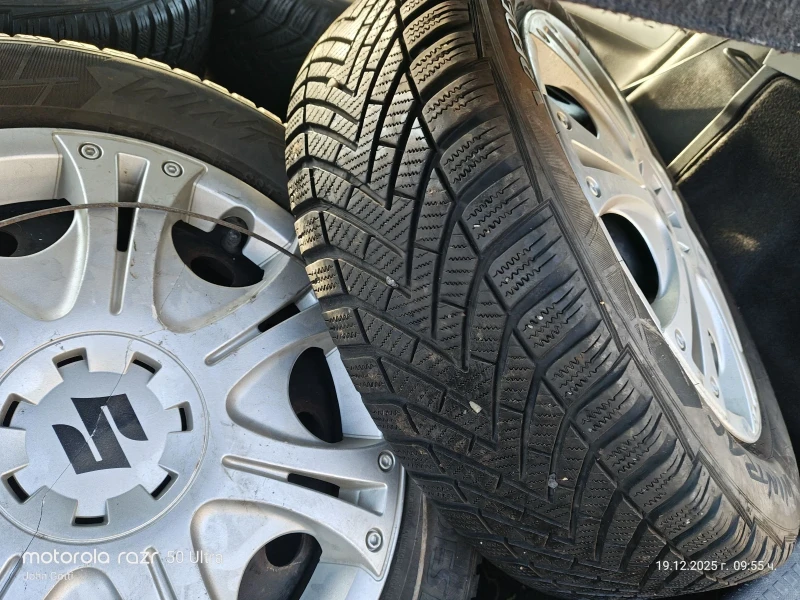 Suzuki Swift 1.5i klimatik 101k.c. Evro 4 , снимка 11 - Автомобили и джипове - 52846553