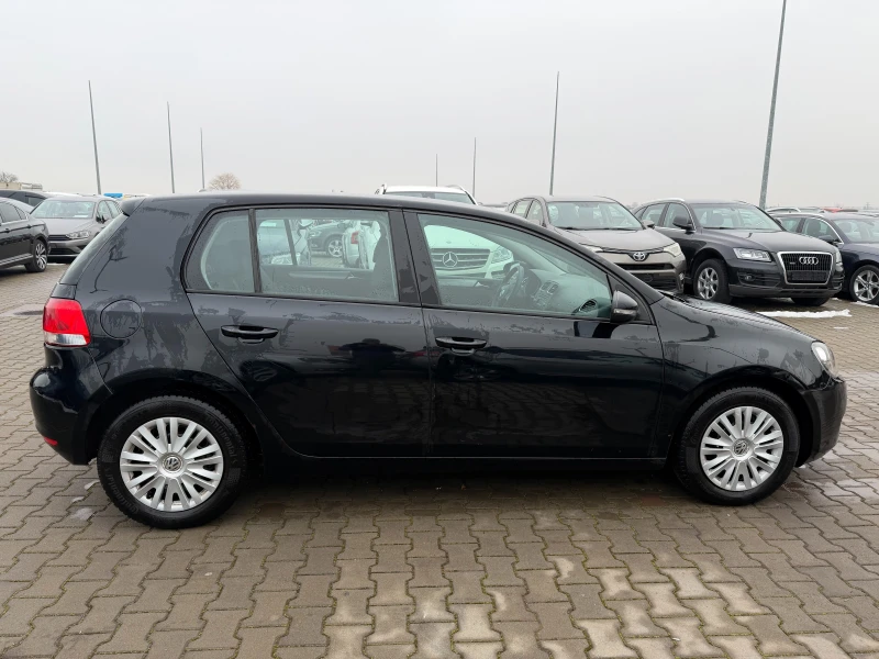 VW Golf 1.6i EURO 5, снимка 5 - Автомобили и джипове - 53203660