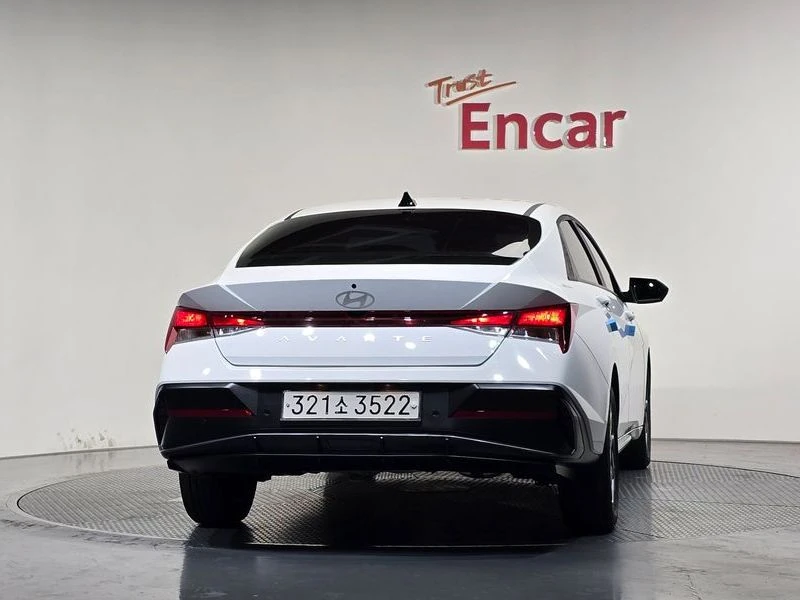 Hyundai Elantra 1.6| �������| Smart Key| O��������| Navi|  | Mobile.bg � ����������� 4