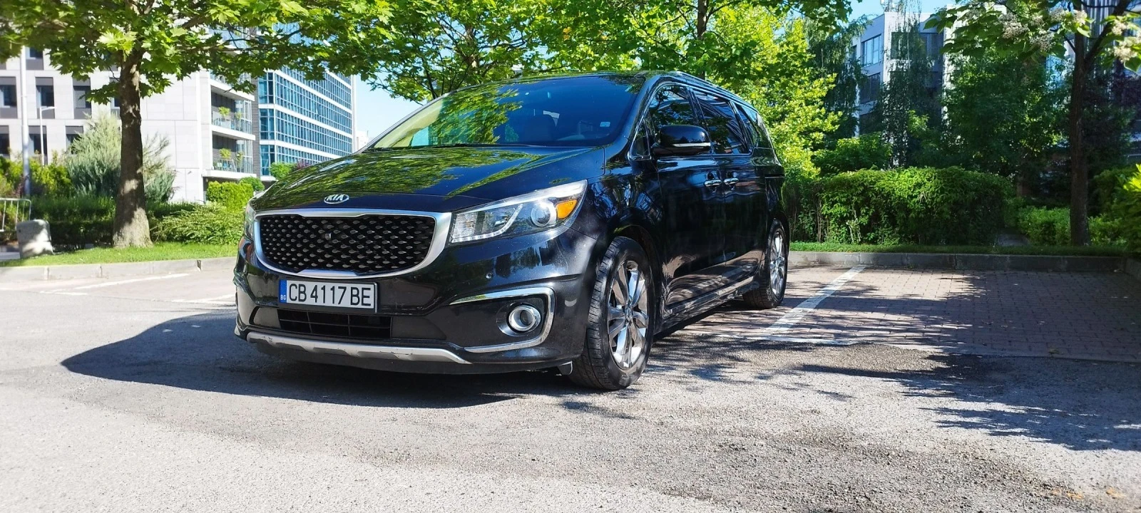 Kia Sedona SXL - изображение 2