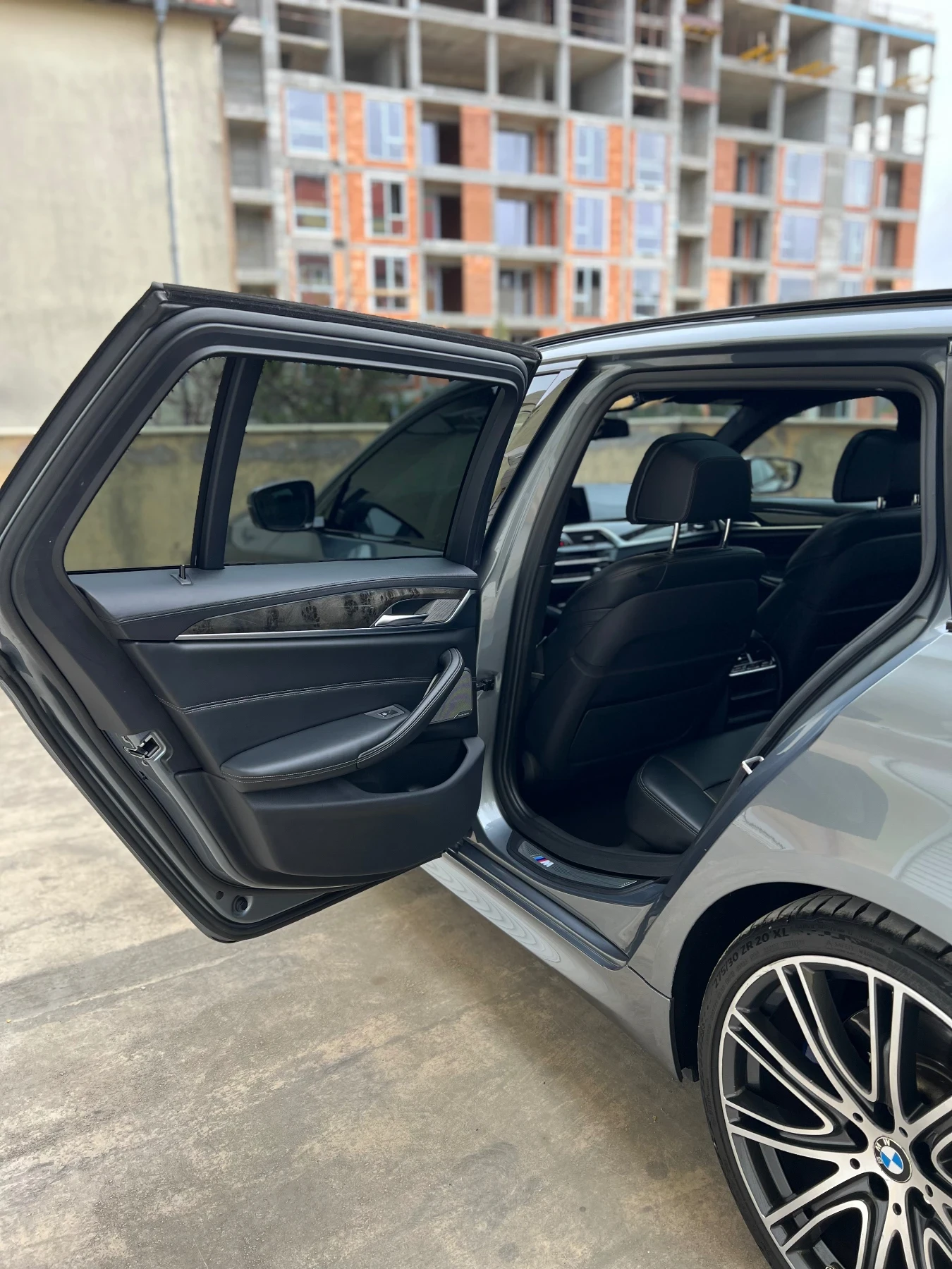 BMW 540 G31 MPack - изображение 9