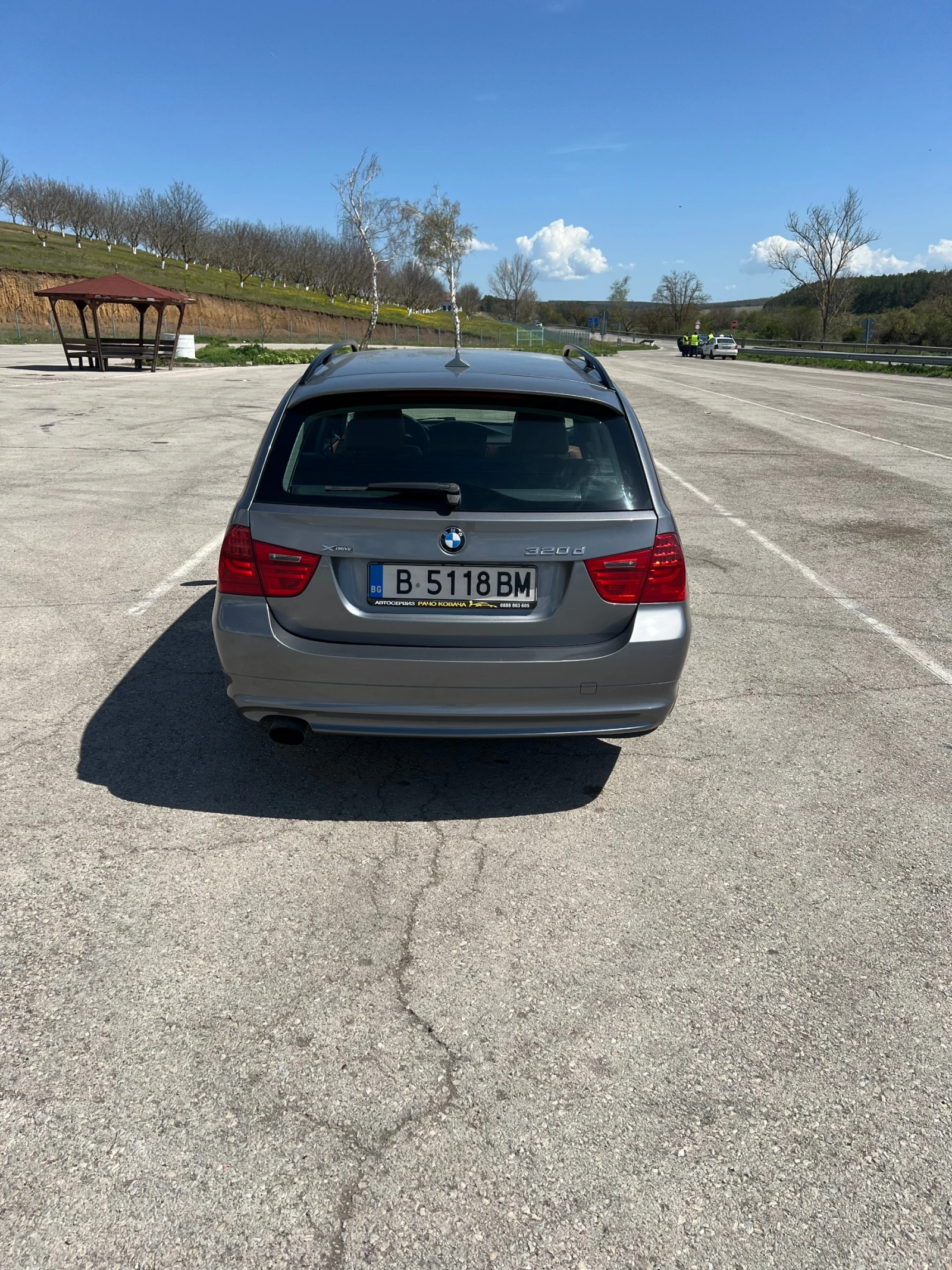 BMW 320 320d xDrive - изображение 6