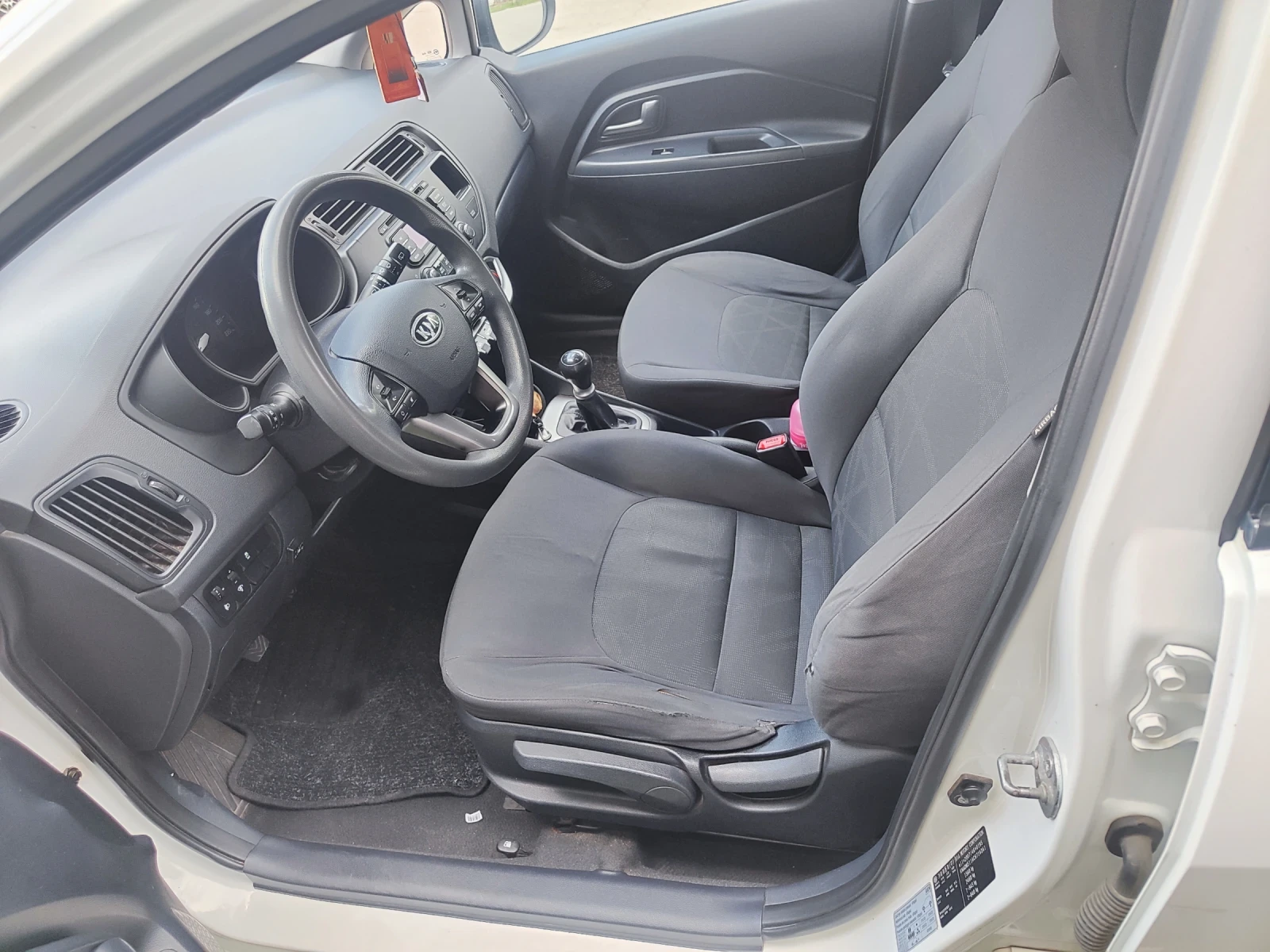 Kia Rio  - изображение 8