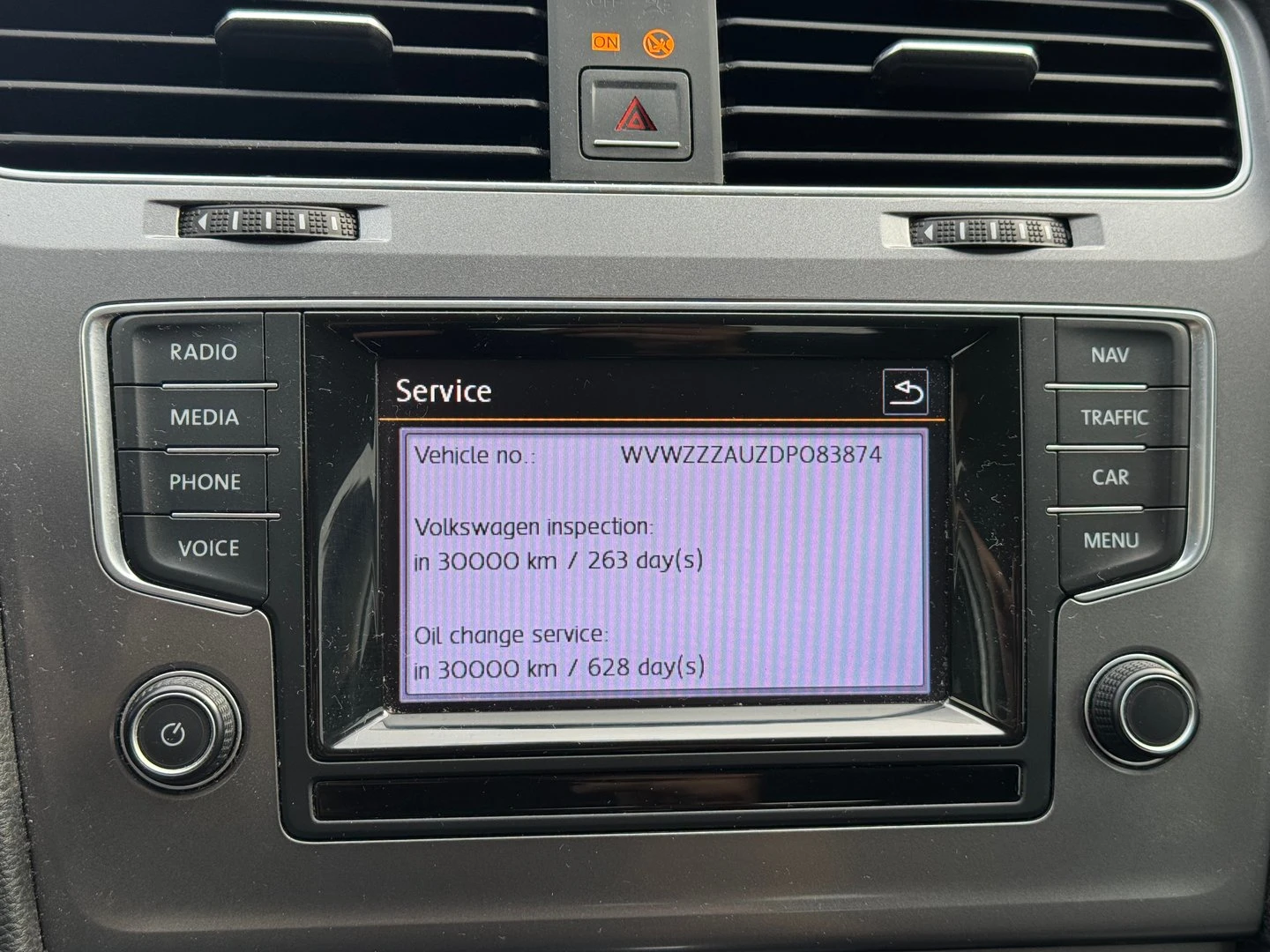 VW Golf Trendline 1.6TDI BMT | Mobile.bg   10