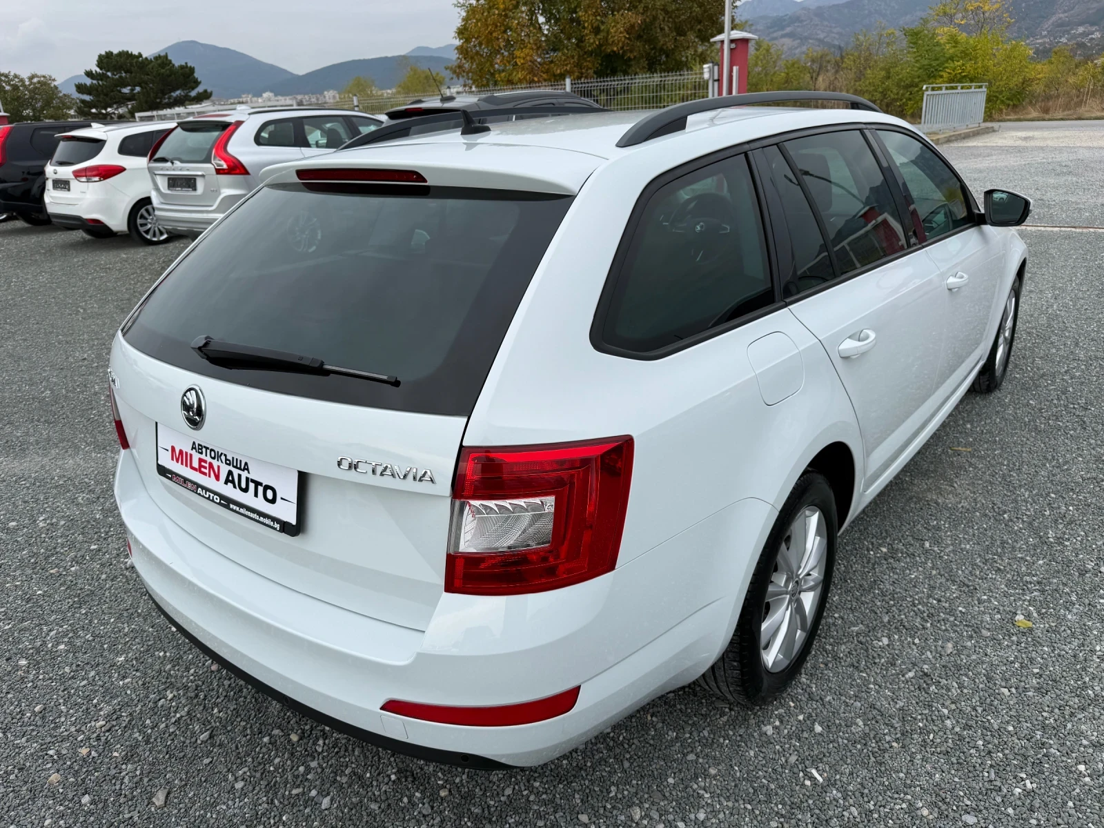 Skoda Octavia (KATO НОВА) - изображение 6