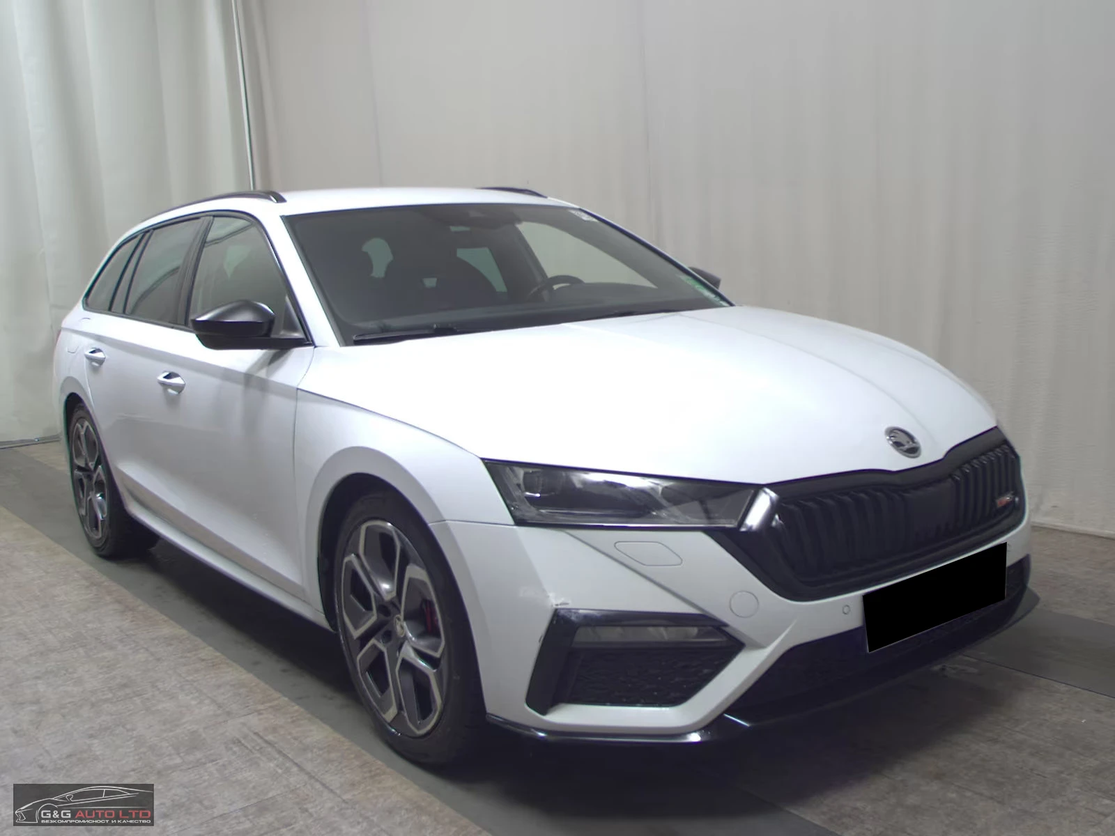 Skoda Octavia KOMBI/RS/2.0TSI/LED/NAVI/245HP/119D - изображение 2