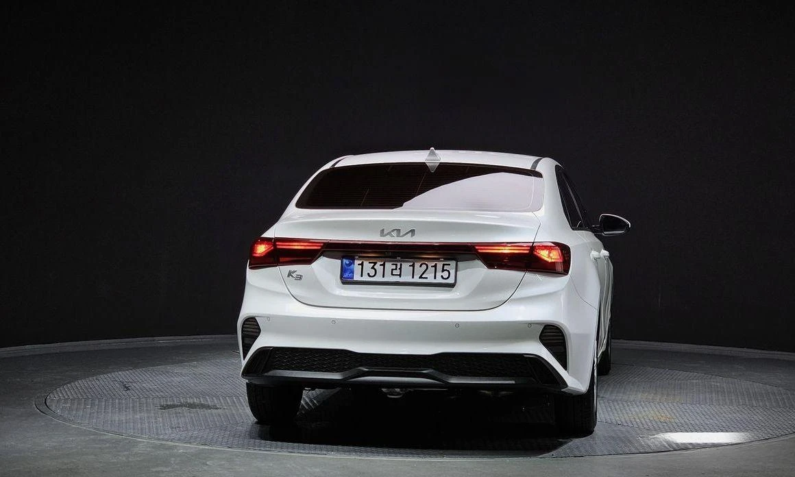 Kia K3 1.6 Trendy * НАЙ-ДОБРА ЦЕНА В БЪЛГАРИЯ*  - изображение 3