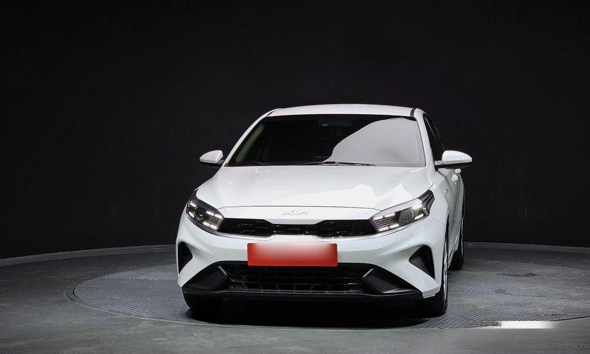 Kia K3 1.6 Trendy * НАЙ-ДОБРА ЦЕНА В БЪЛГАРИЯ*  - изображение 2