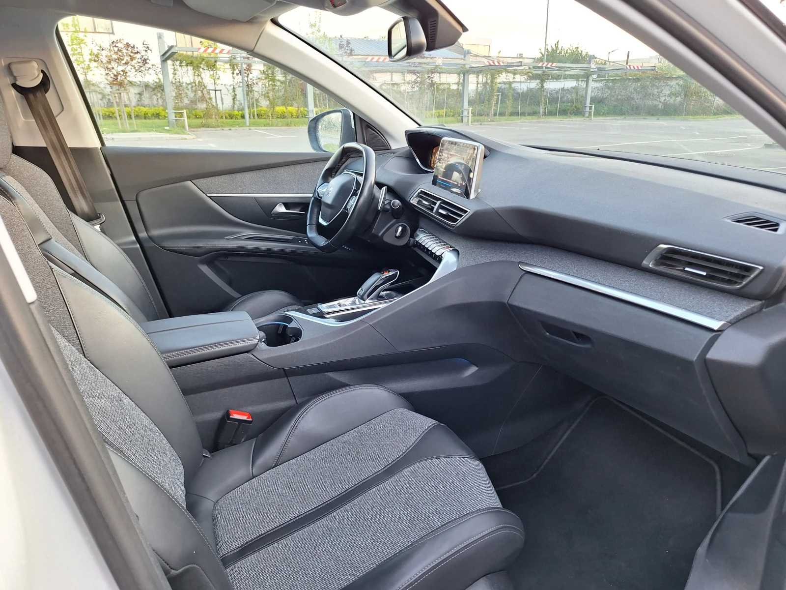 Peugeot 3008 NEW ALLURE 1.2 e-THP 130 EAT | Mobile.bg   9