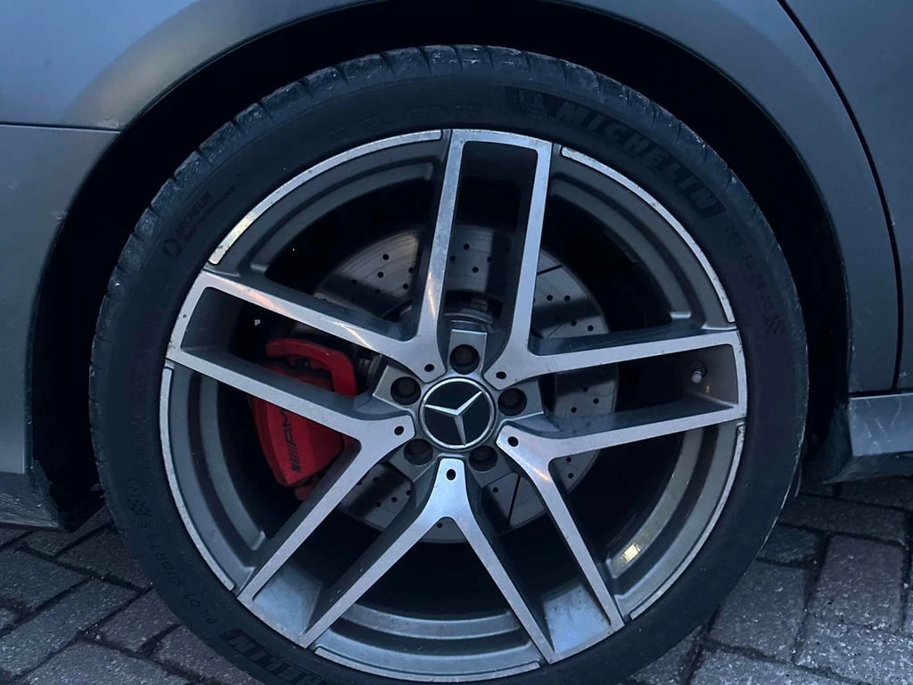 Mercedes-Benz E 63 AMG * S * CARFAX * БЕЗ ПЪРВОНАЧАЛНА ВНОСКА - изображение 10