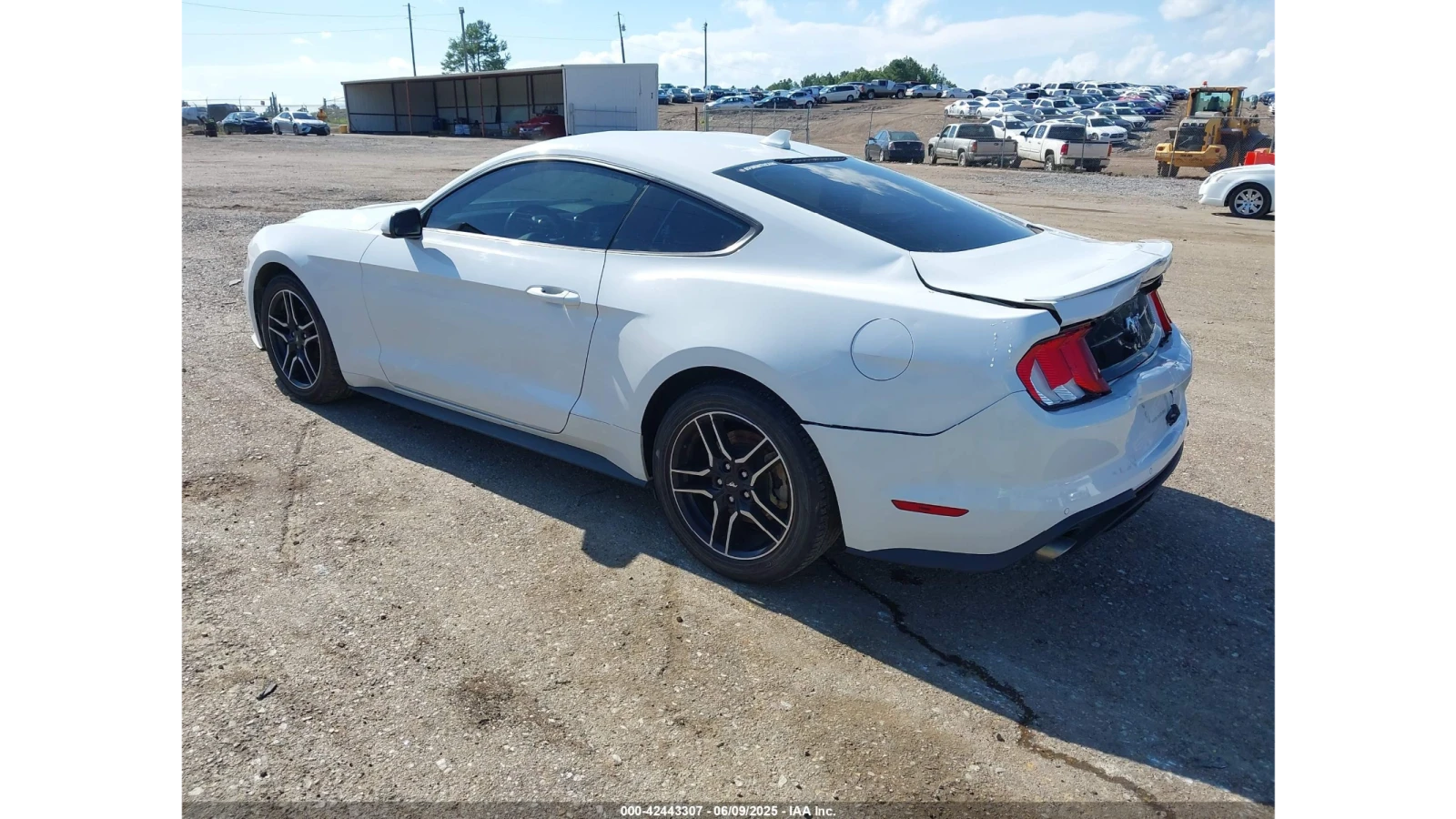 Ford Mustang ECOBOOST PREMIUM - изображение 7