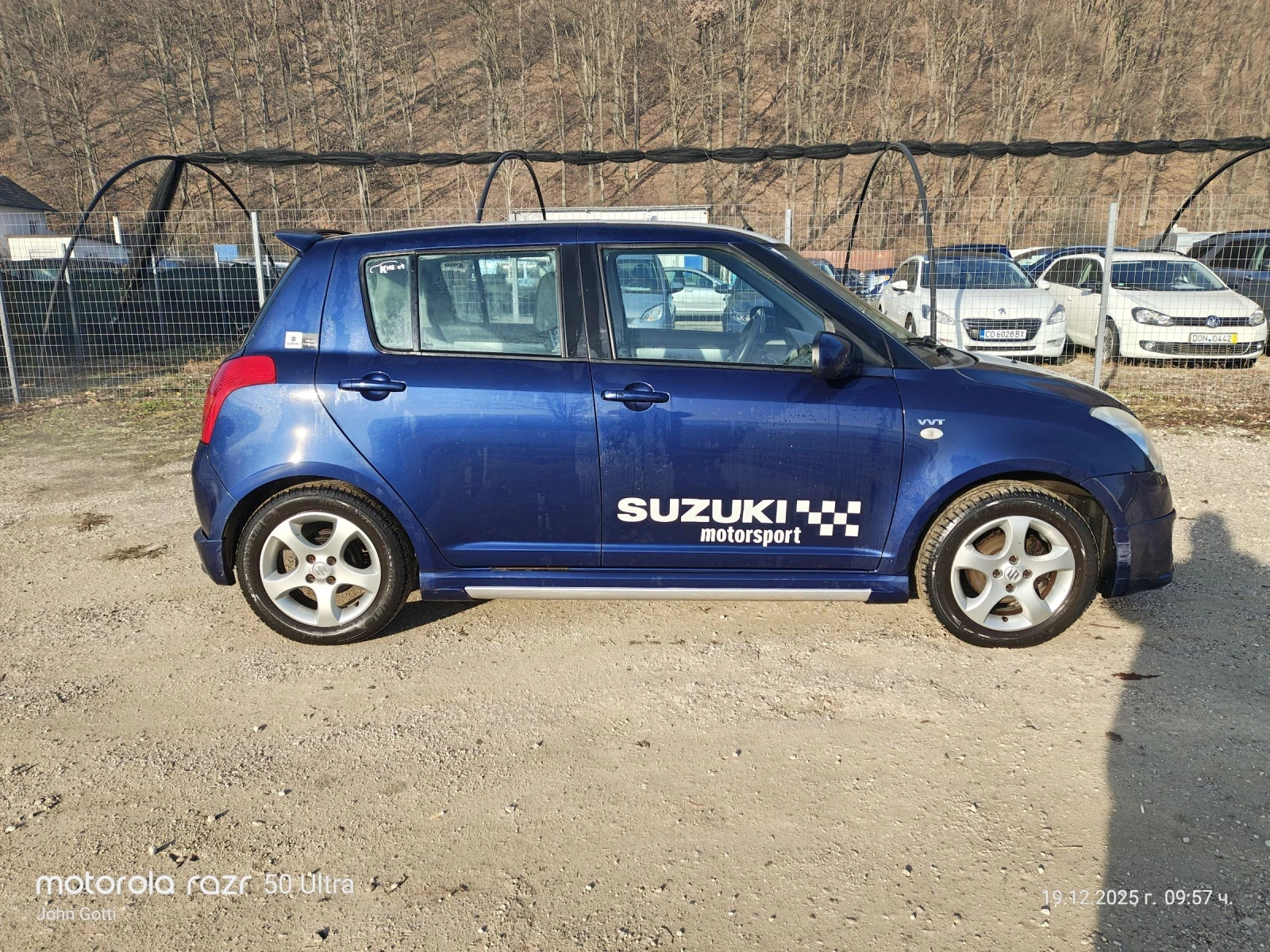 Suzuki Swift 1.5i klimatik 101k.c. Evro 4  - изображение 3