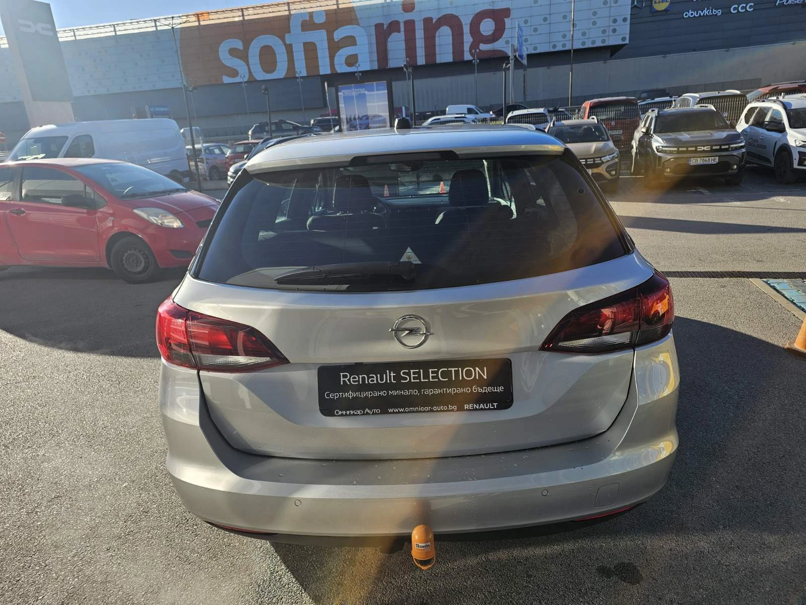 Opel Astra SPORTS TOURER 1.2 - изображение 6