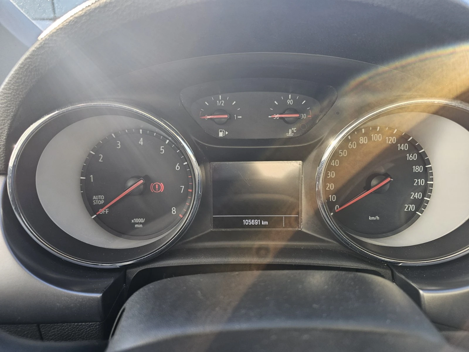 Opel Astra SPORTS TOURER 1.2 - изображение 9