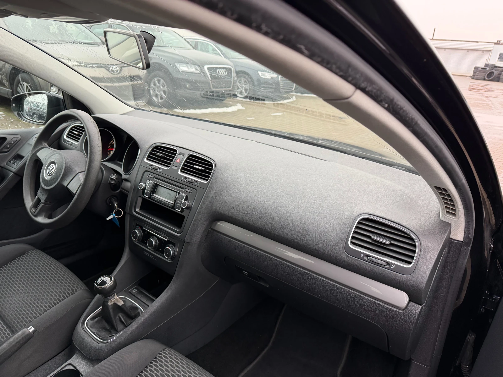 VW Golf 1.6i EURO 5 - изображение 10