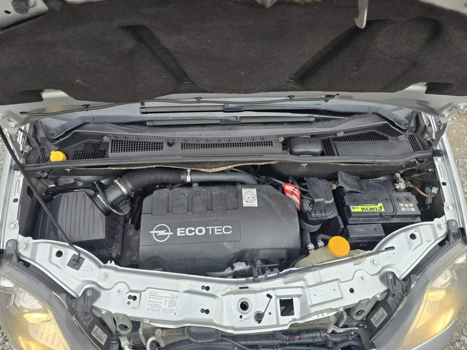 Opel Meriva 1.3CDTI XENON FACELIFT , снимка 16 - Автомобили и джипове - 54003094