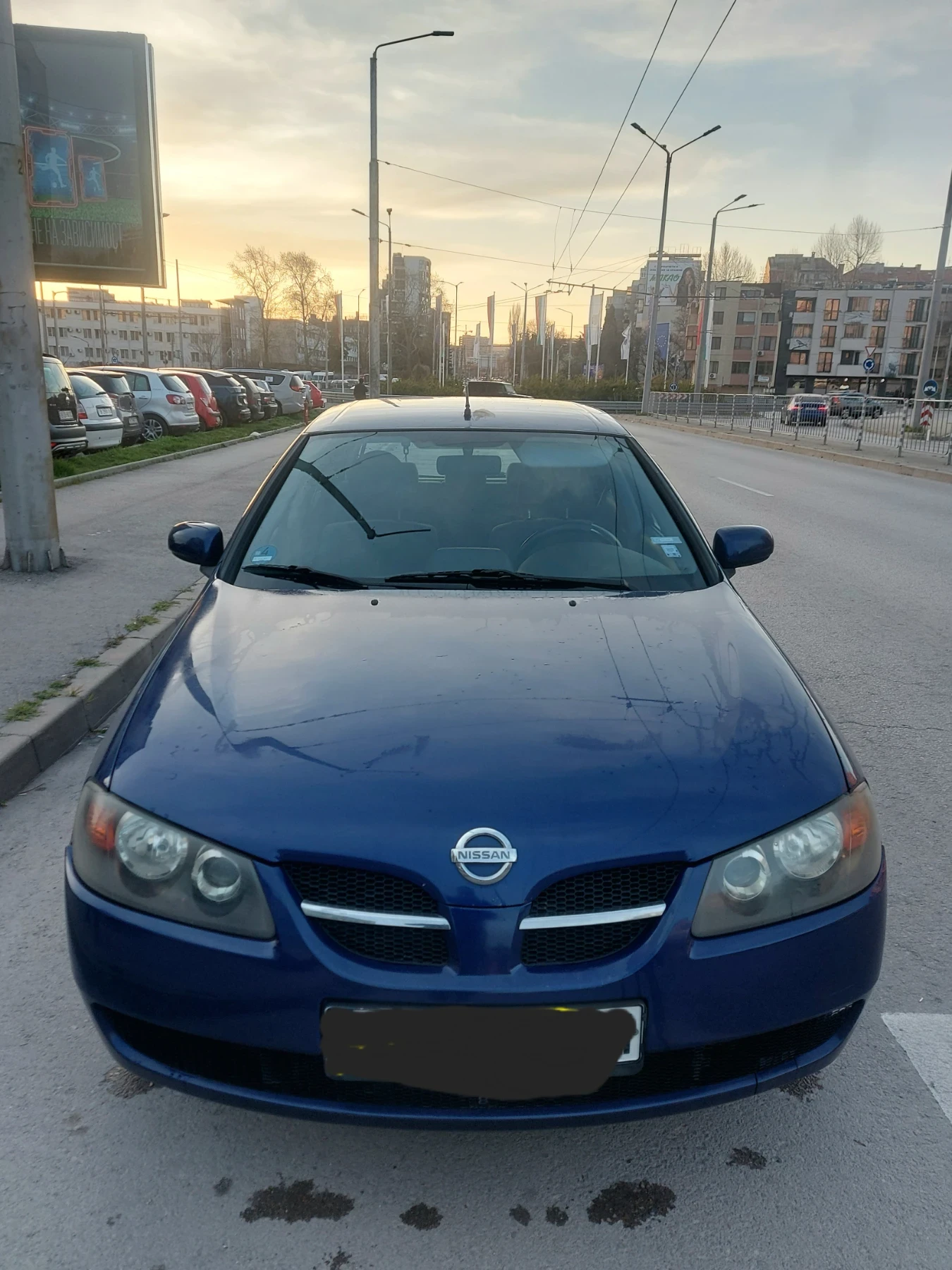Nissan Almera