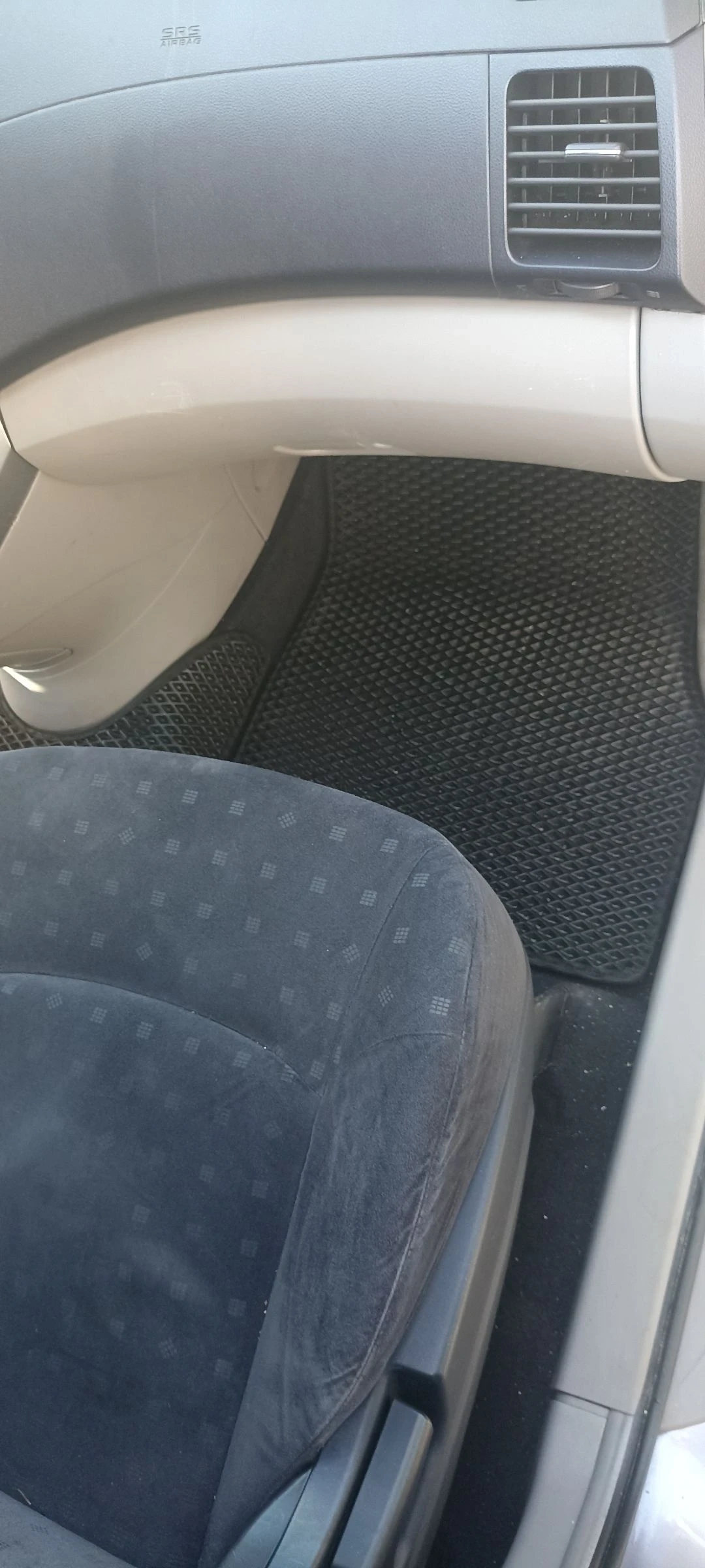 Mitsubishi Grandis | Mobile.bg � ����������� 13