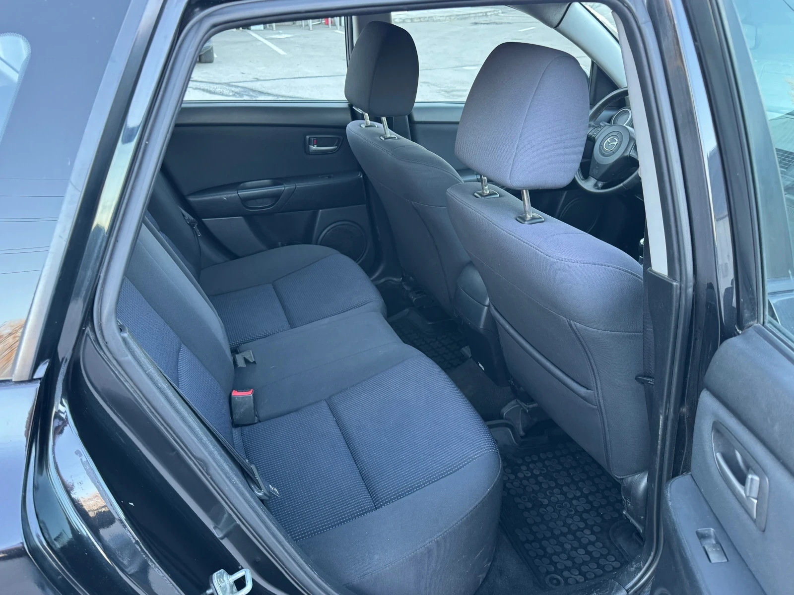 Mazda 3, снимка 11 - Автомобили и джипове - 54264434