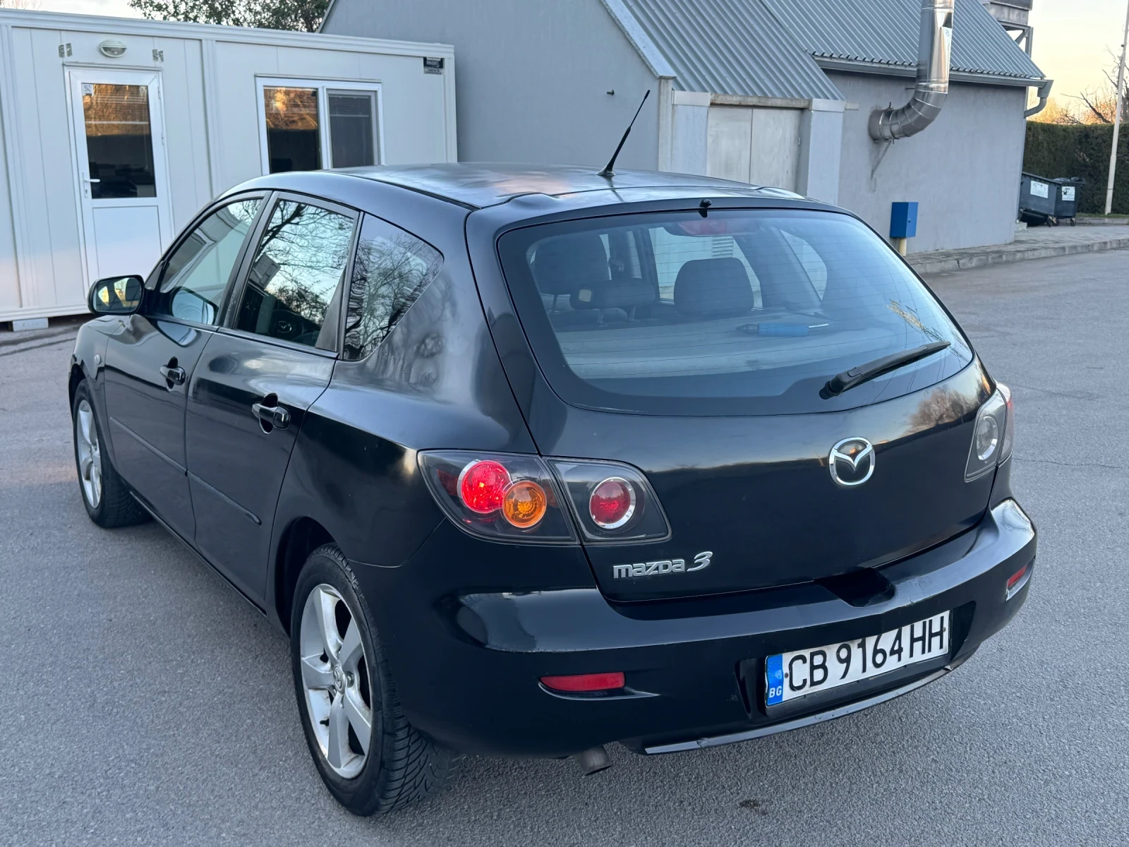Mazda 3, снимка 2 - Автомобили и джипове - 54264434