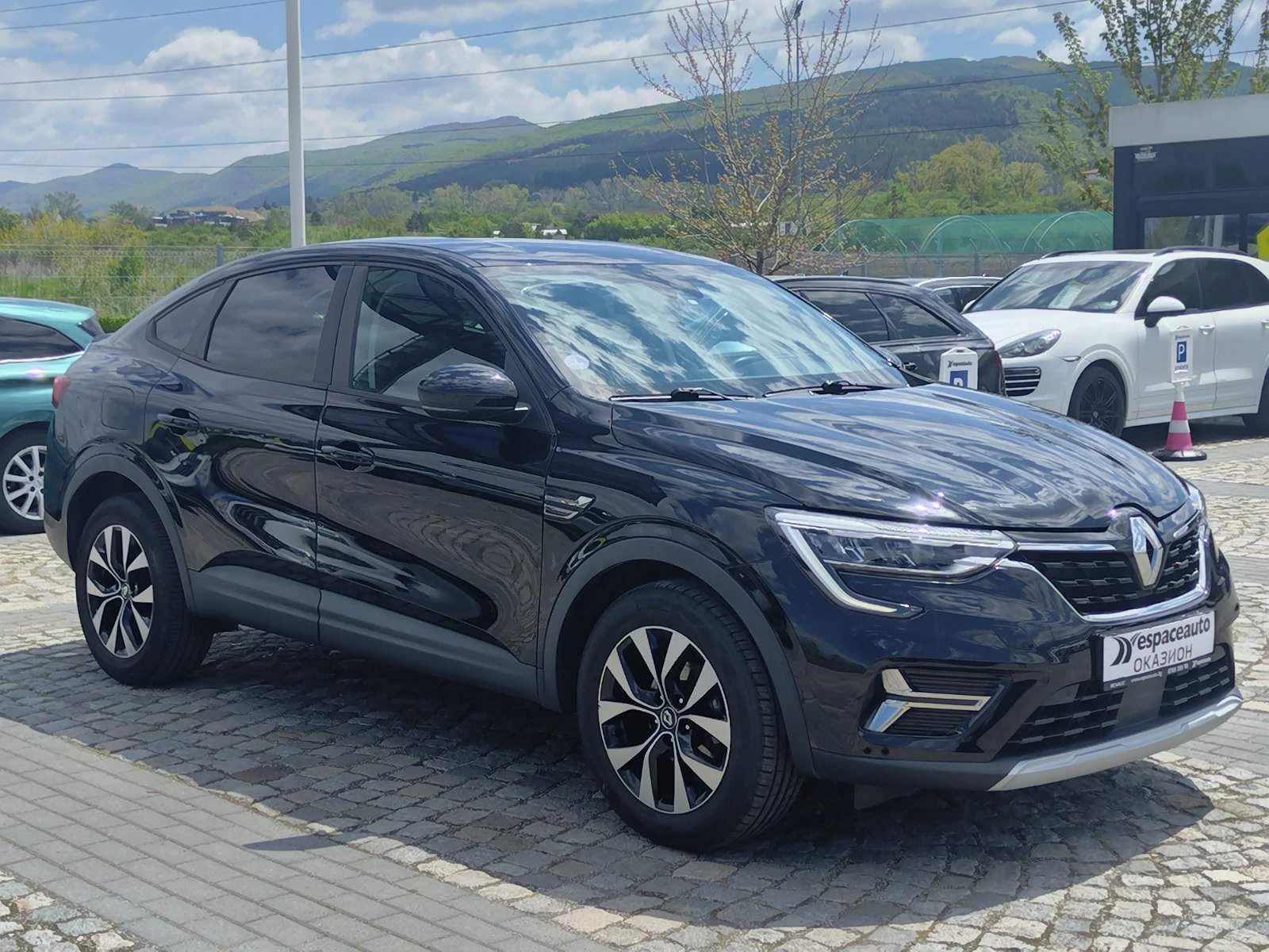 Renault Arkana 1.3.Tce/140 к.с., снимка 3 - Автомобили и джипове - 54451316