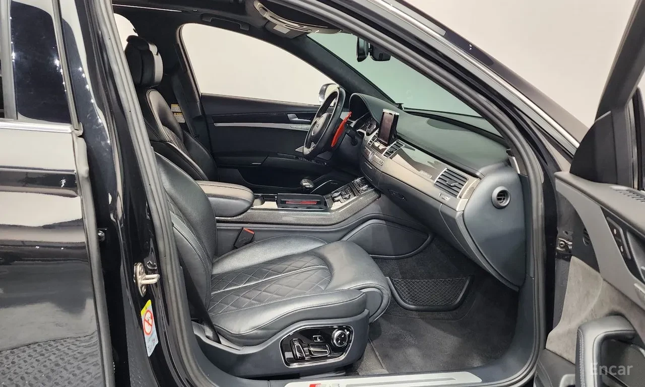 Audi S8 bang&olufsen* massage, снимка 7 - Автомобили и джипове - 54730277