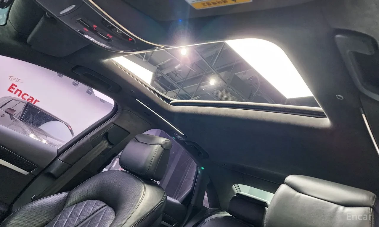 Audi S8 bang&olufsen* massage, снимка 11 - Автомобили и джипове - 54730277