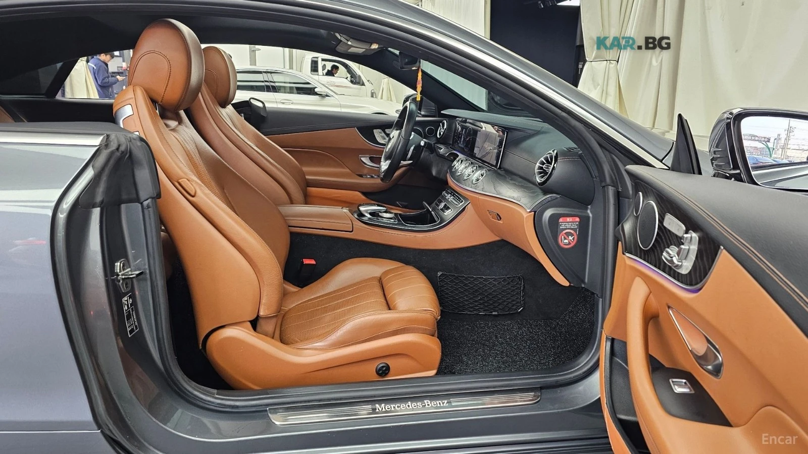 Mercedes-Benz E 220 AMG* DIGITAL* КАМЕРА* ПАМЕТ* ОБДУХВАНЕ* ПОДГРЕВ* , снимка 11 - Автомобили и джипове - 54792821