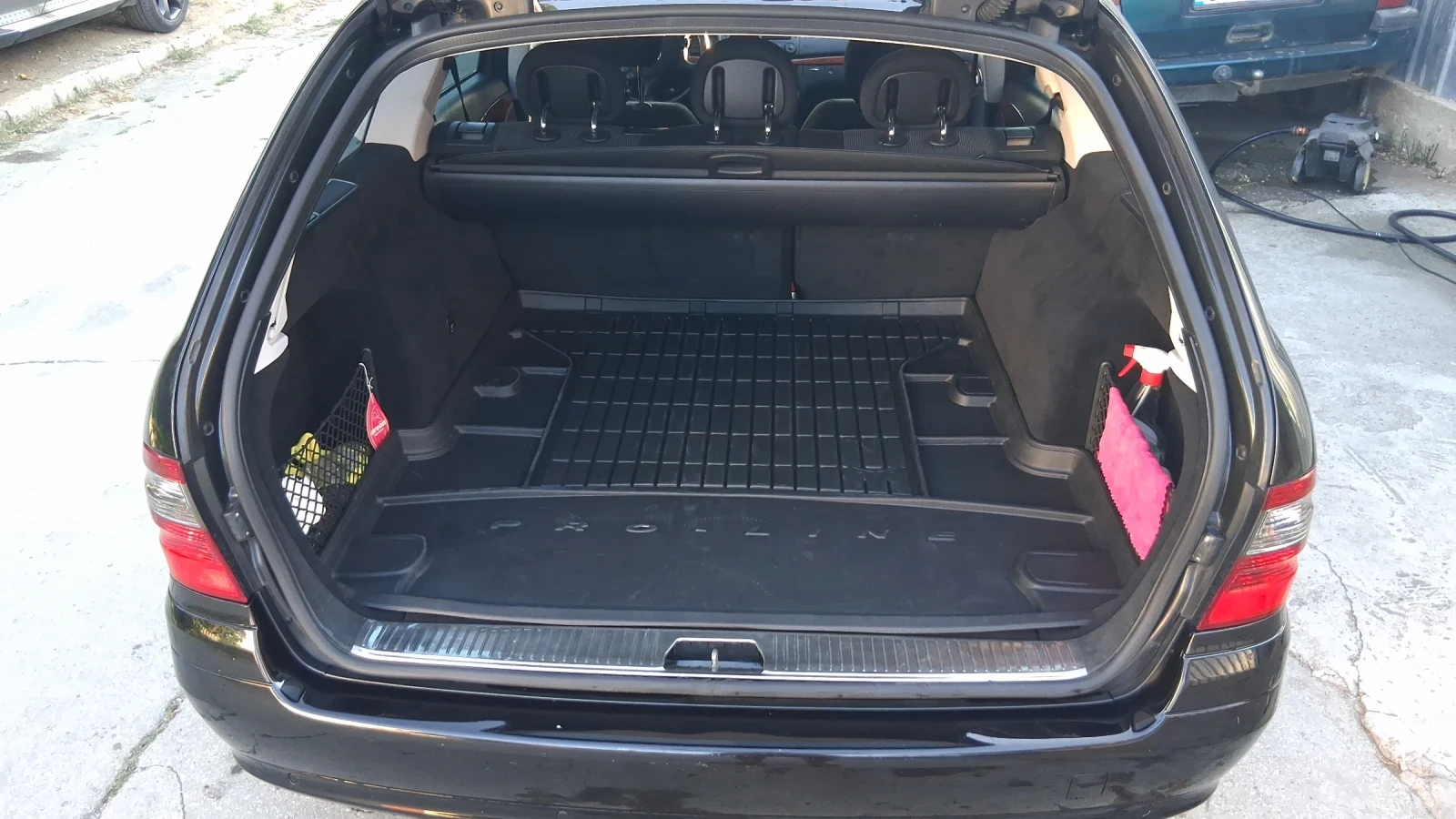 Mercedes-Benz E 200 Компресор , снимка 13 - Автомобили и джипове - 55189648