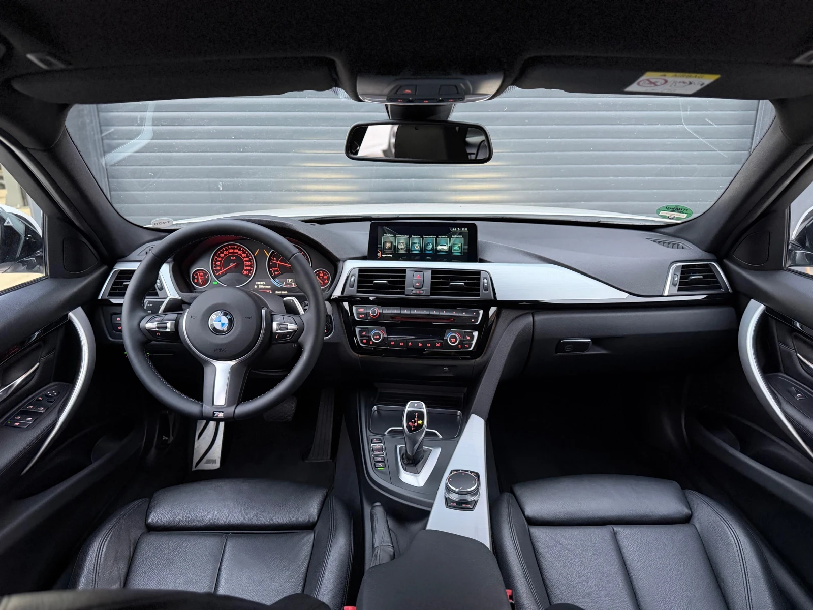 BMW 320 Xdrive SWISS, снимка 9 - Автомобили и джипове - 55212713