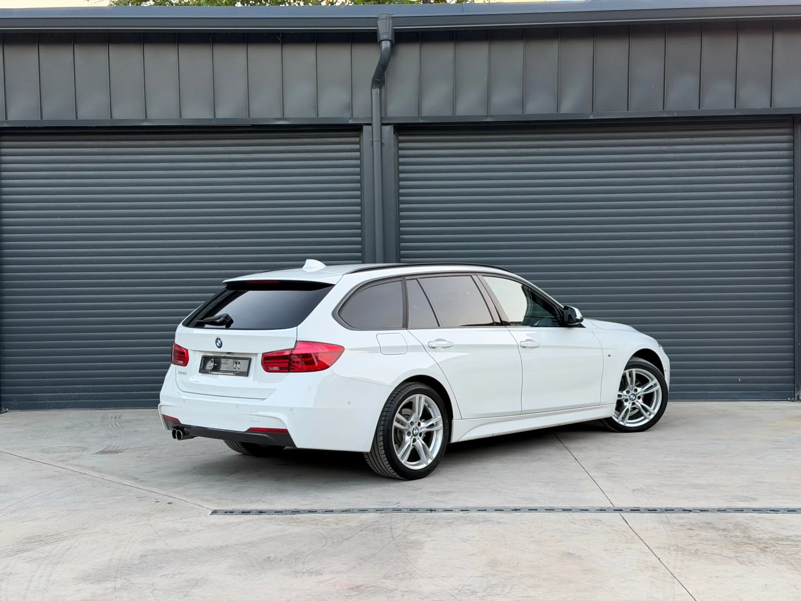 BMW 320 Xdrive SWISS, снимка 6 - Автомобили и джипове - 55212713