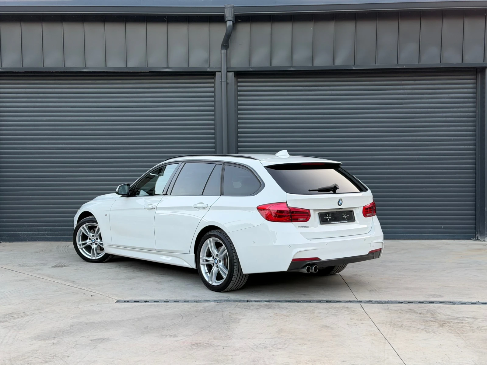 BMW 320 Xdrive SWISS, снимка 8 - Автомобили и джипове - 55212713