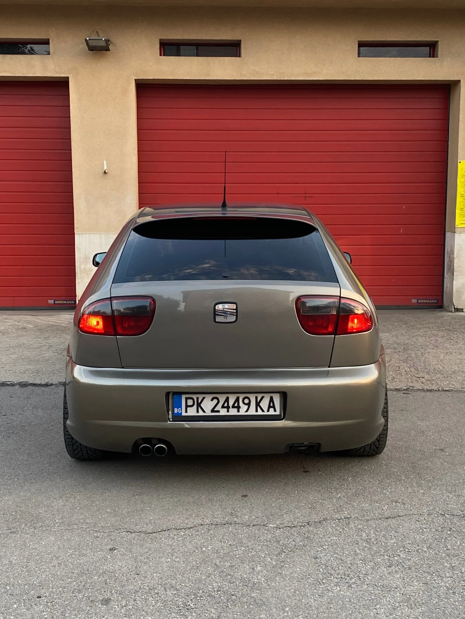 Seat Leon, снимка 6 - Автомобили и джипове - 55658190