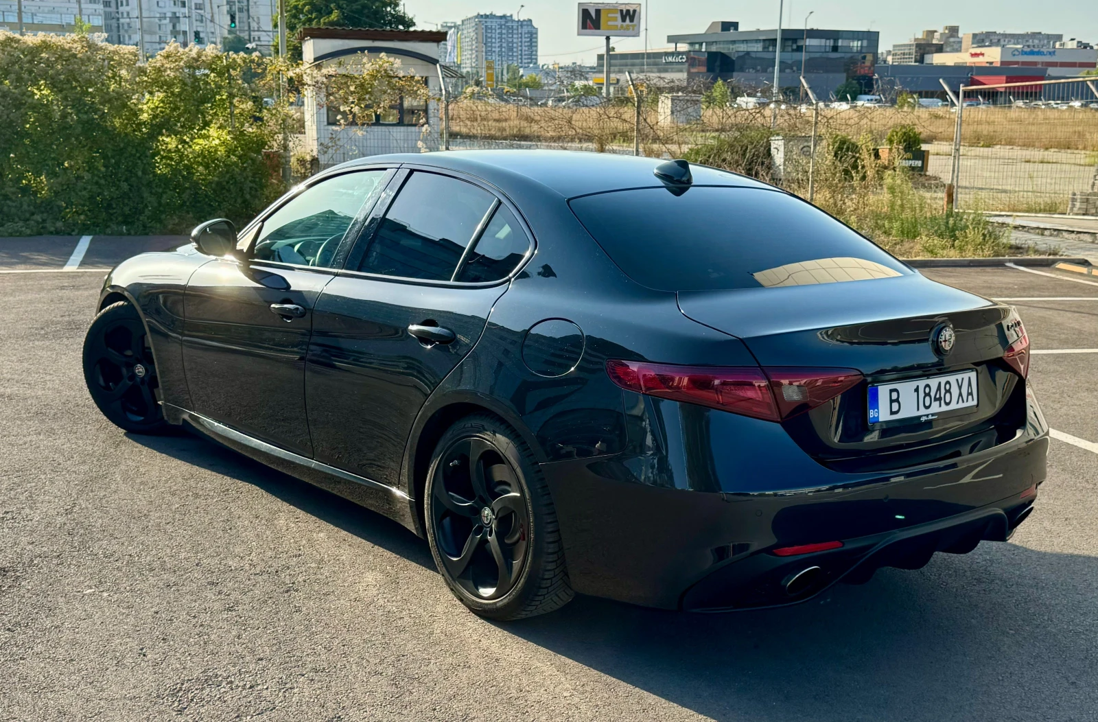 Alfa Romeo Giulia TI 2.0 RWD, снимка 5 - Автомобили и джипове - 55852500