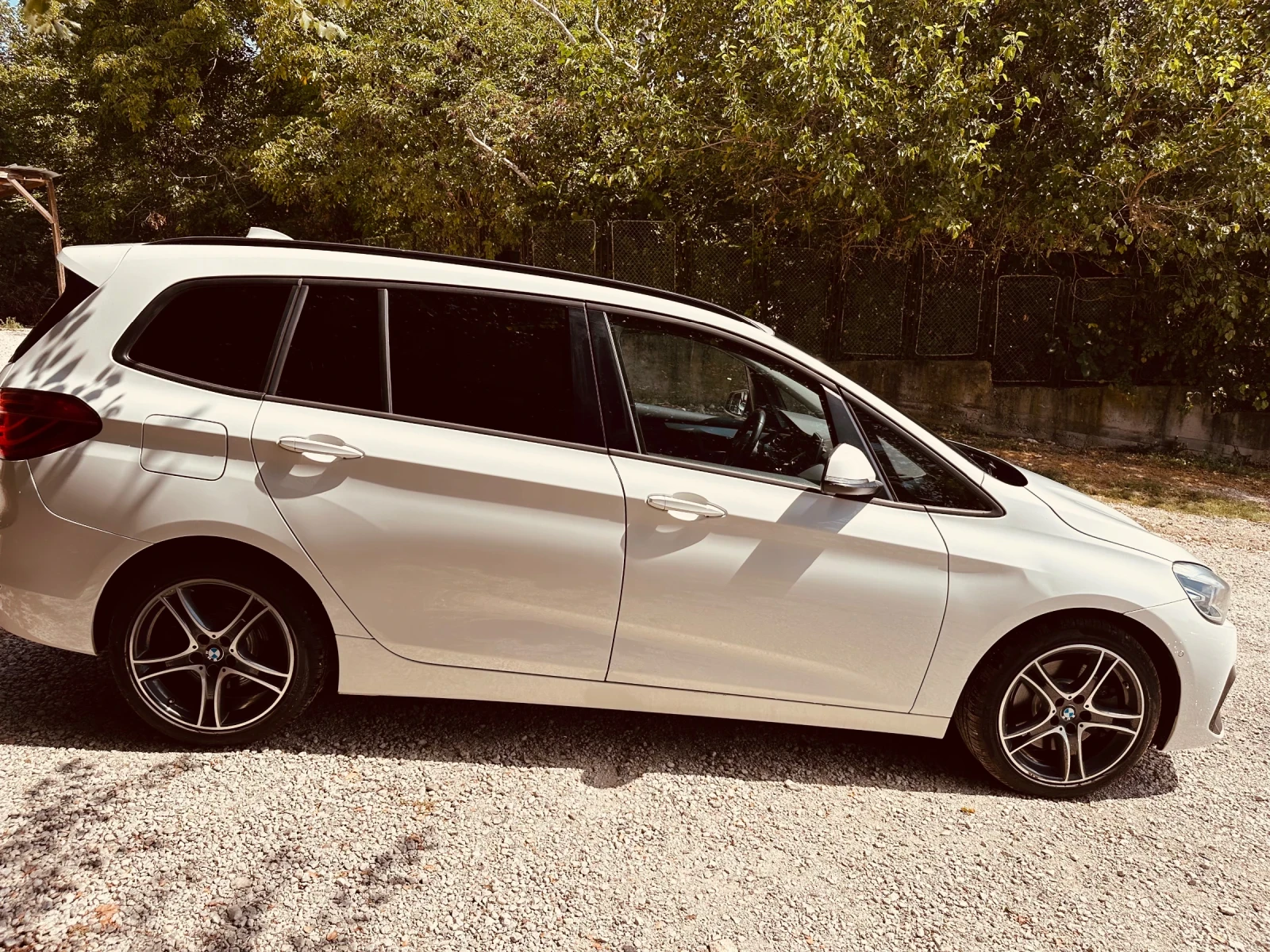 BMW 2 Gran Tourer 220  xdrive, снимка 2 - Автомобили и джипове - 55879481