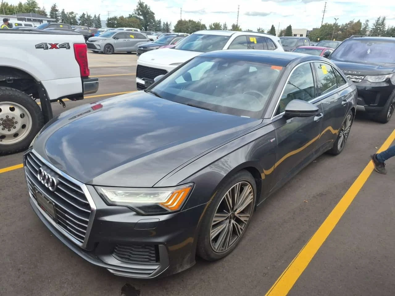 Audi A6 * 55 TFSI * PROGRESSIV * CARFAX * От VW * 