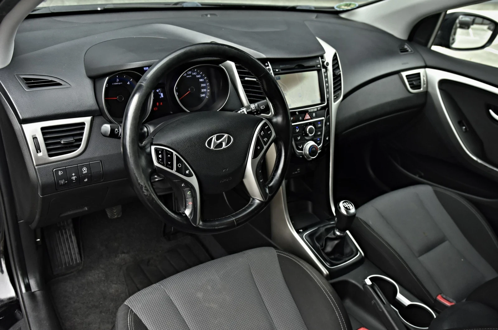 Hyundai I30 1.6 CRDI  | Mobile.bg � ����������� 14