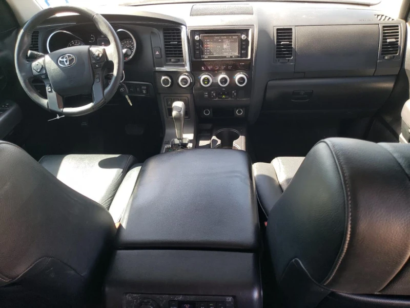 Toyota Sequoia 5.7 4X4 SR5 LIMITED, снимка 8 - Автомобили и джипове - 47010038