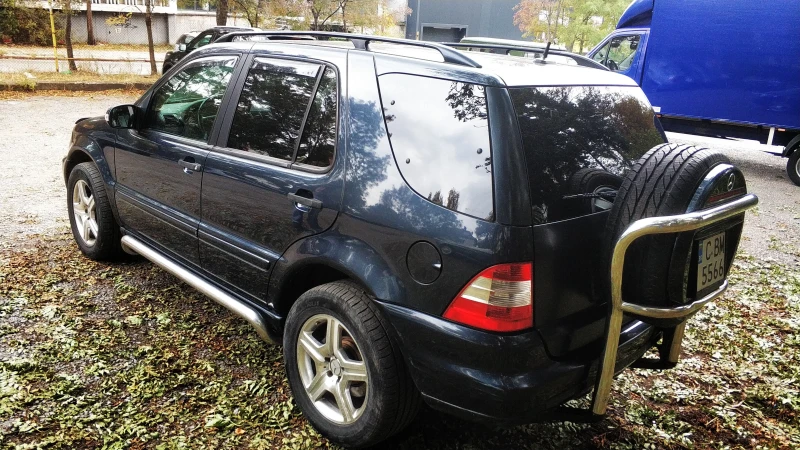 Mercedes-Benz ML 270, снимка 7 - Автомобили и джипове - 52110417