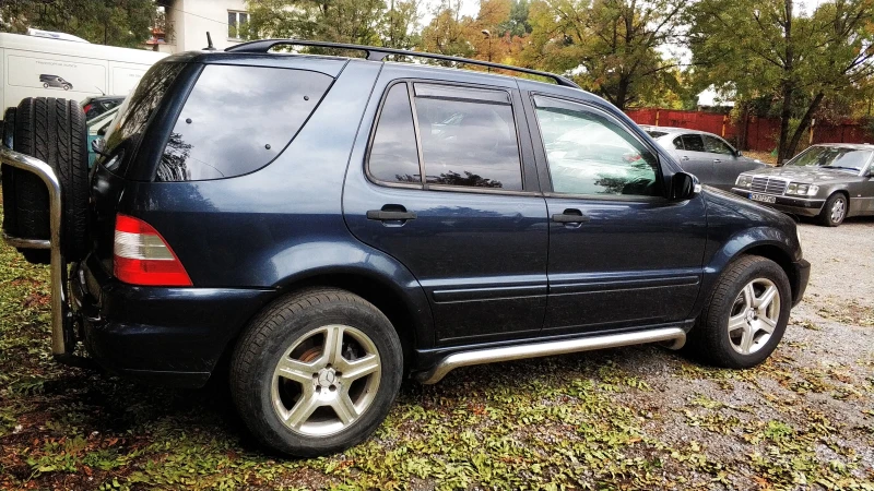 Mercedes-Benz ML 270, снимка 5 - Автомобили и джипове - 52110417