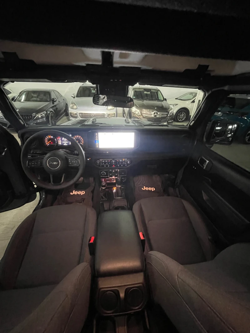 Jeep Wrangler RUBICON/Камера/подгрев волан/НОВ/ФУЛЛ!!, снимка 10 - Автомобили и джипове - 52368497