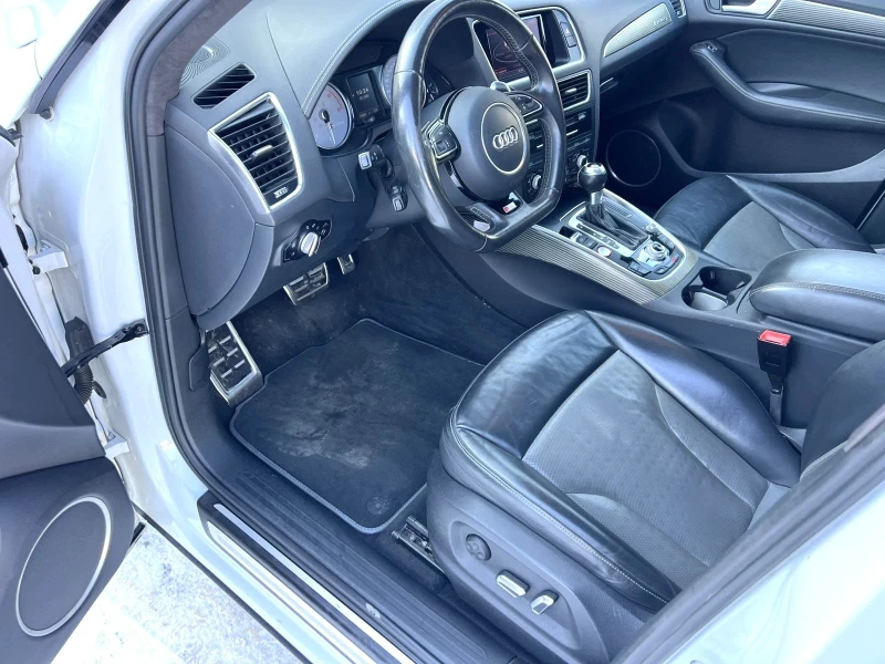 Audi SQ5 Executive , снимка 8 - Автомобили и джипове - 53164392