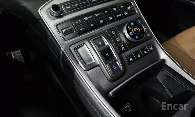 Hyundai Santa fe Calligraphy* Distronic* 360* Обдух* Bose Premium, снимка 12 - Автомобили и джипове - 55805382