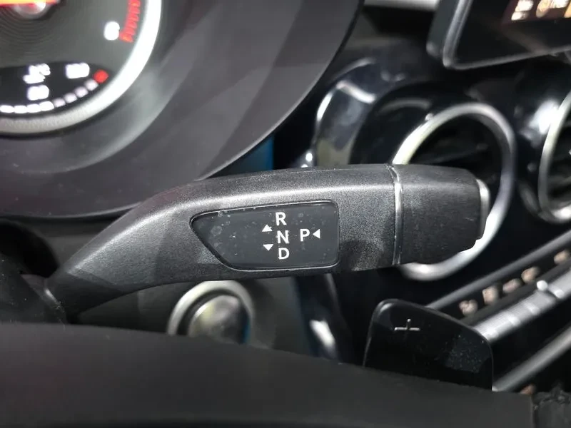 Mercedes-Benz GLC 220 4MATIC - САМО 30% АВАНС, снимка 9 - Автомобили и джипове - 56005620