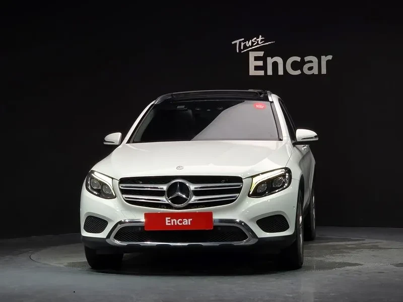 Mercedes-Benz GLC 220 4MATIC - САМО 30% АВАНС, снимка 3 - Автомобили и джипове - 56005620